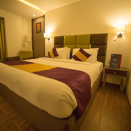 Hotel Ajantha Evergreen Vijayawāda Zewnętrze zdjęcie